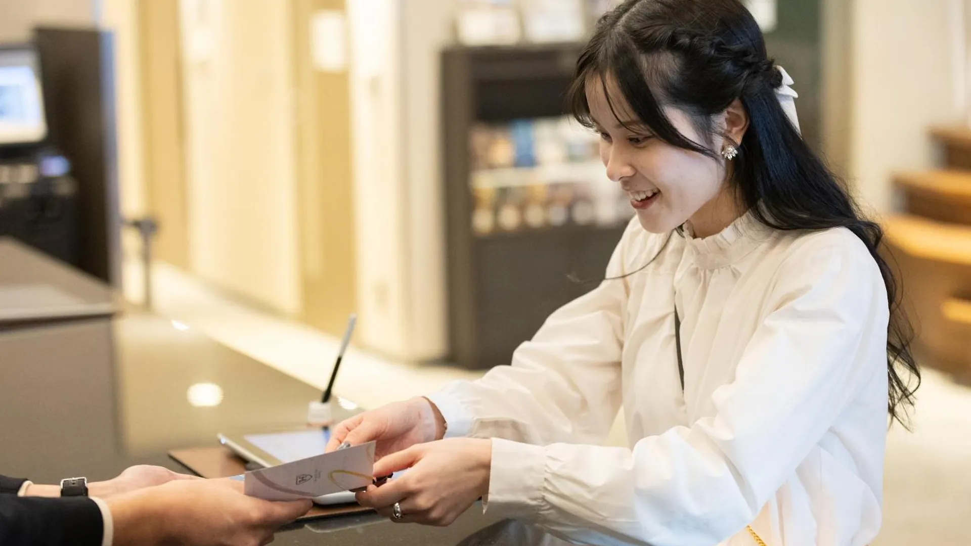 The Royal Park Canvas - Kobe Sannomiya Hotell
