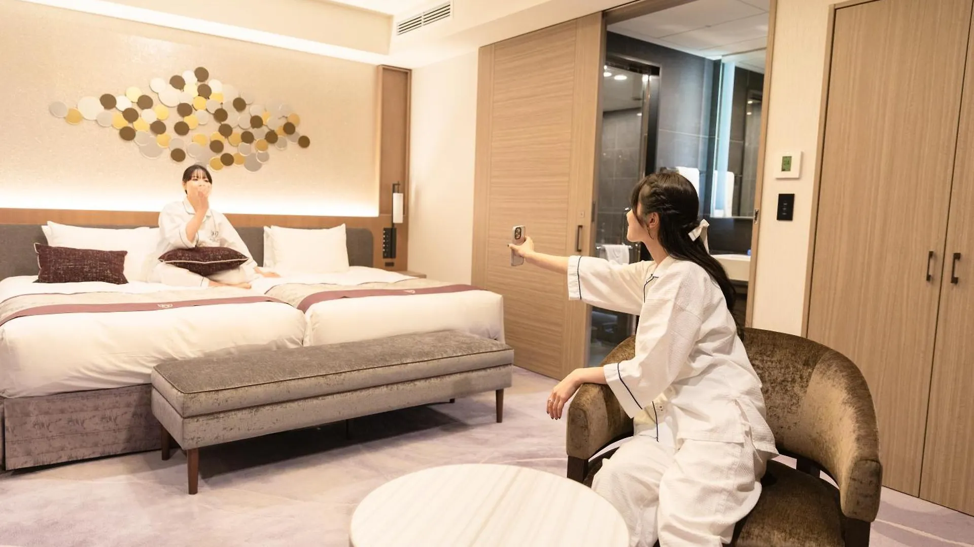 The Royal Park Canvas - Kobe Sannomiya Hotel